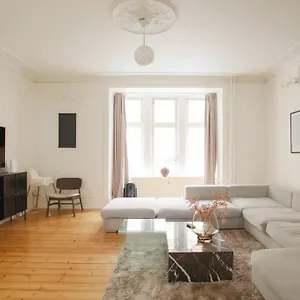  Apartment Large & Bright 3br W Whirlpool Near Metro Denmark